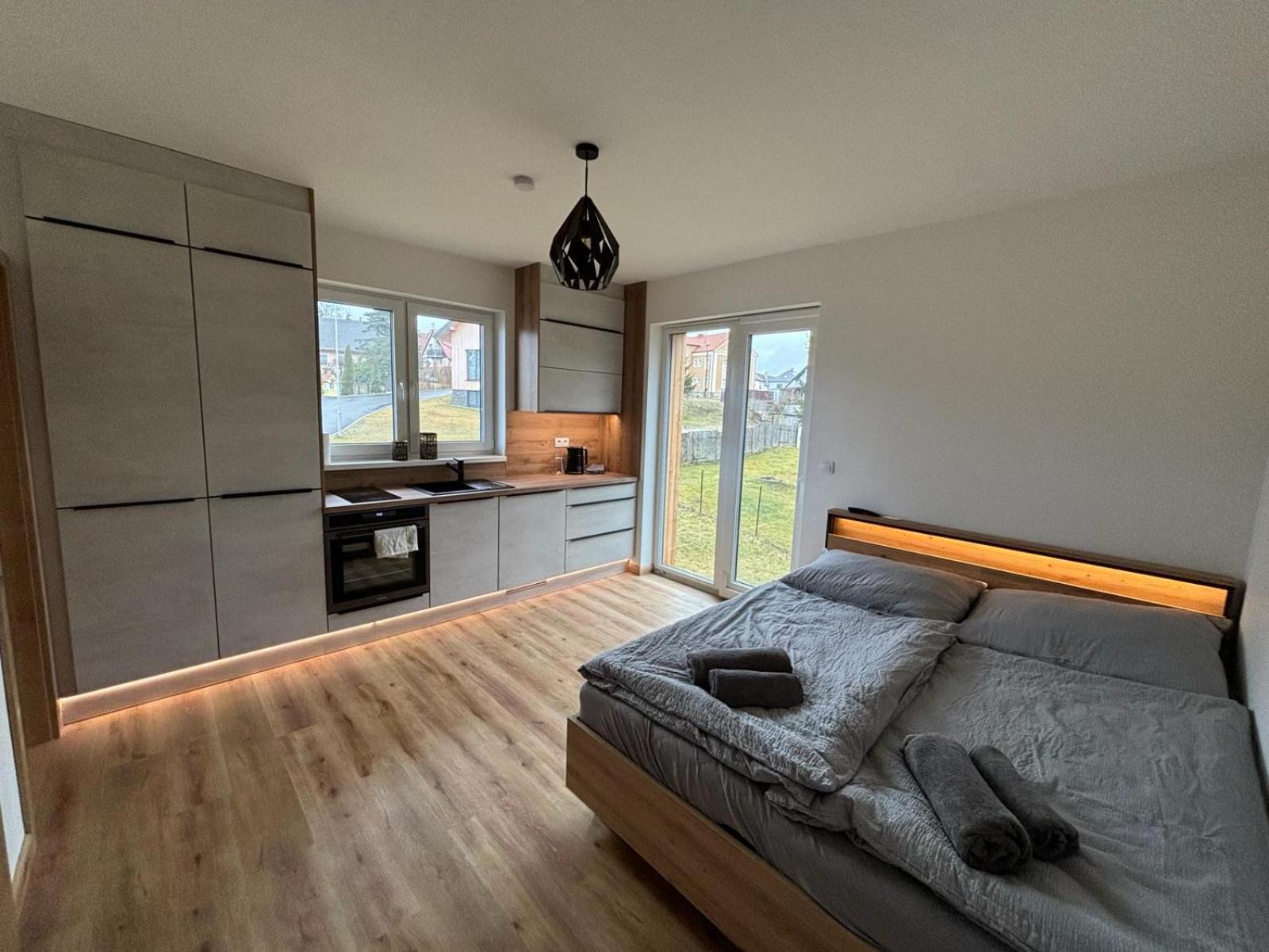 Apartmany U Plaze Lipna - Male Lipno Černá v Pošumaví Buitenkant foto